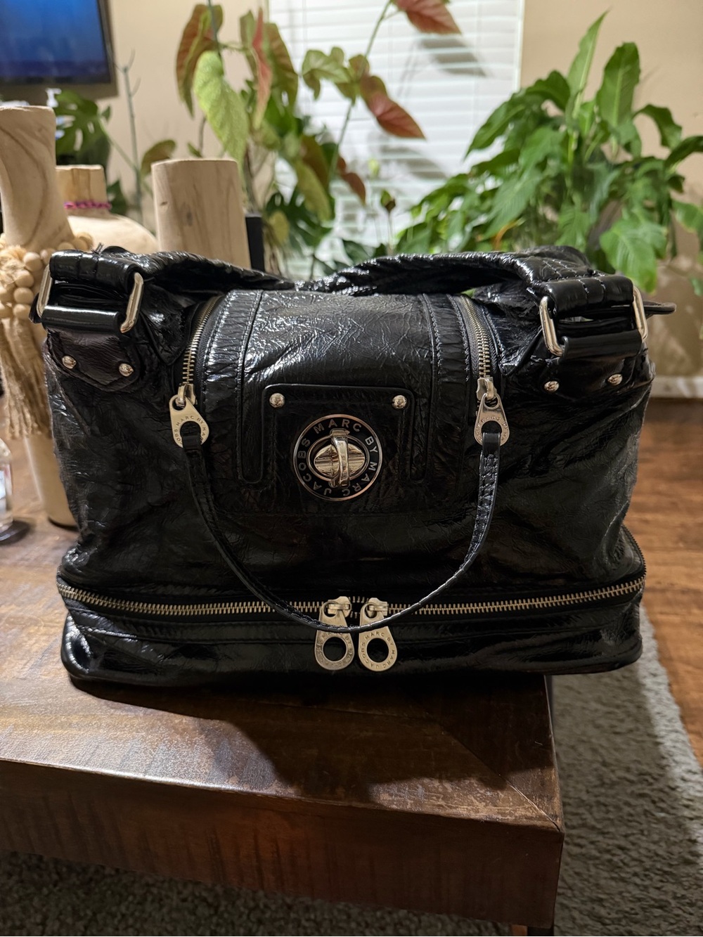 EUC Marc By Marc Jacobs Turnlock Posh Bag Black Patent Leather Satchel - Picture 2 of 16